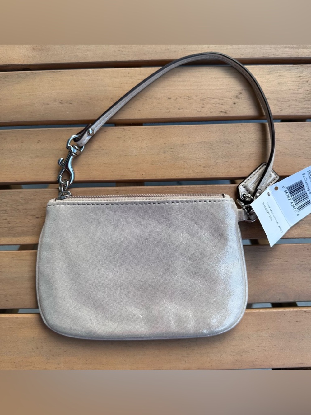 Coach Poppy Champagne Wristlet NWT - Picture 5 of 7